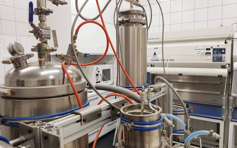 Nerūdijančio plieno apdorojimo ir filtravimo įranga Formula Swiss laboratorijoje